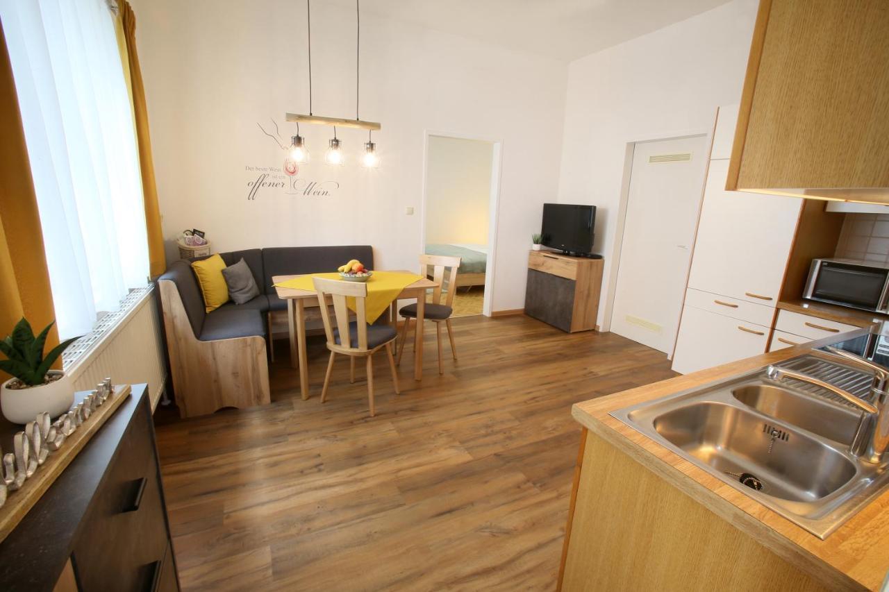 Appartment Weinbau Muellner Neusiedl am See Buitenkant foto